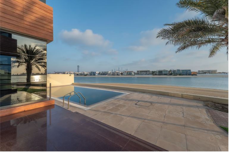 6-bedroom Ultra Luxury Villas on Frond I