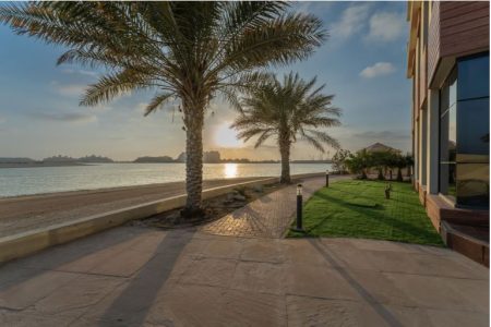 6-bedroom Signature Villas on Frond I, Palm Jumeirah, Dubai 